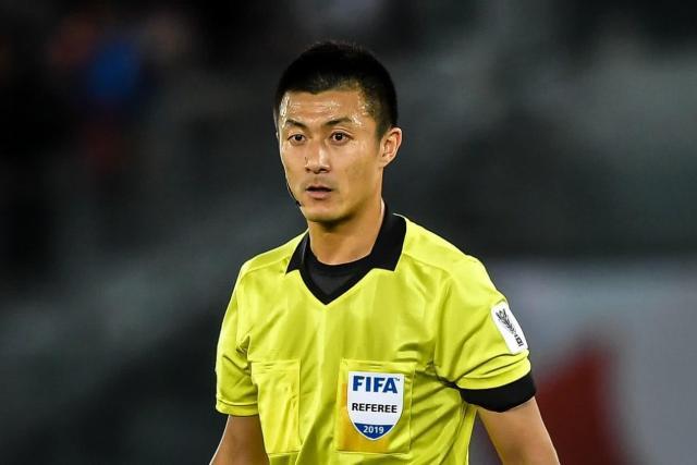 中国男裁判时隔17年再进世界大赛！傅明将执法奥运